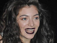 Lorde welled up after hearing Bruce...