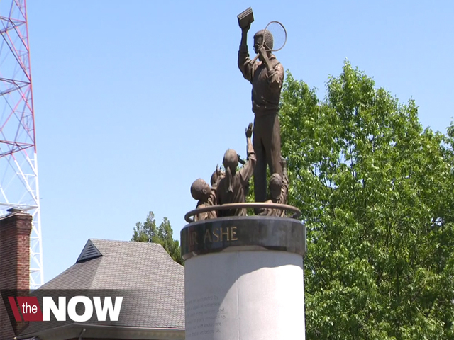Statue of General Lee coming down in New Orleans on Friday