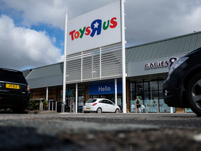 luton england september 19 customers walk towards a branch of the toy store toys r us on september 19 2017 in luton england the company has struggled luton england september 19 customers walk towards a branch of the toy store toys r us on september 19 2017 in luton england the company has struggled